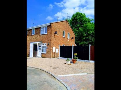 1 Bed Semi-Detached House, Hednesford, WS12