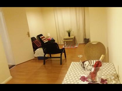 1 Bed Flat, Ritz Court, EN6
