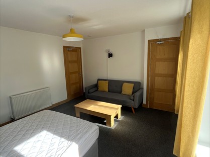 Room in a Shared Flat, Bristol Road South, B45