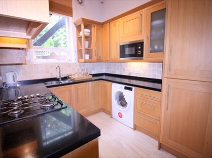 1 Bed Flat, Vanbrugh Hill, SE3