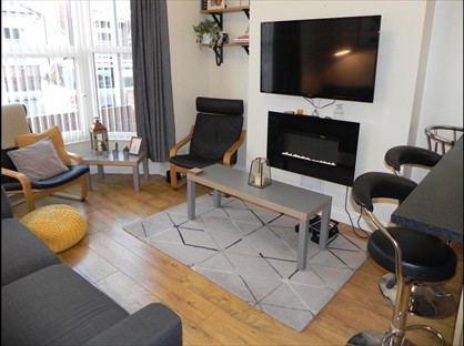 2 Bed Flat, Duesbery Street, HU5