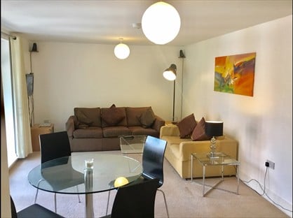 2 Bed Flat, St. Marks Close, HP13