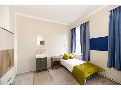 Room in a Shared House, Devonshire Street, W1G