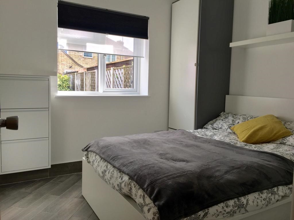 Additional image 2 of 1 Bed Flat, Cromwell Road, CB1, N1 7GU