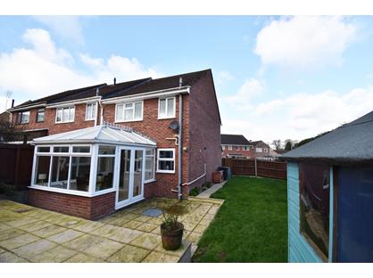 3 Bed Semi-Detached House, St. Peters Close, HR4