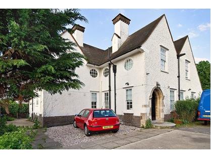 Room in a Shared House, Broadwater Road, SW17