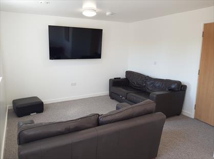 5 Bed Flat, Columbia Lodge, SO16