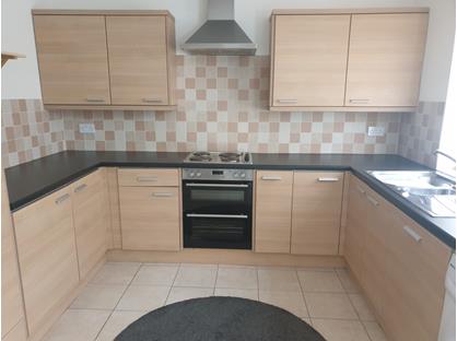 3 Bed Semi-Detached House, Blue Hill Crescent, LS12