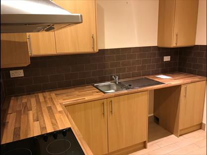 1 Bed Flat, Victoria, BH22