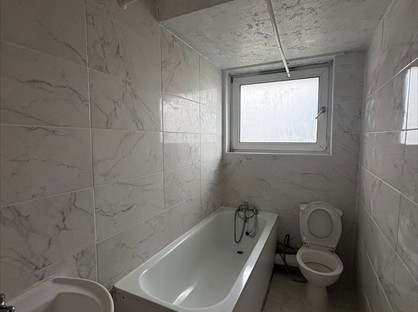 Room in a Shared House, Carmarthen Road, SL1