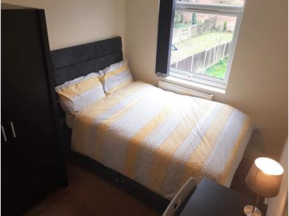 Room in a Shared House, Poplar Road, B66