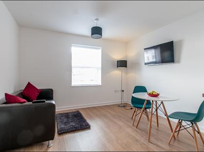 1 Bed Flat, Heathfield Avenue, CW1