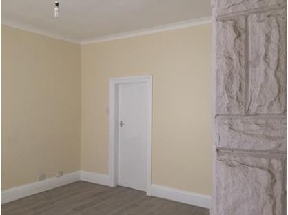 2 Bed Terraced House, Fields New Road, OL9