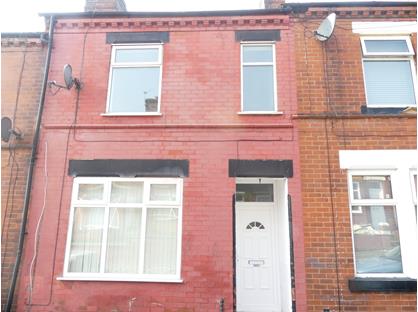 3 Bed Terraced House, Hill Street, M7
