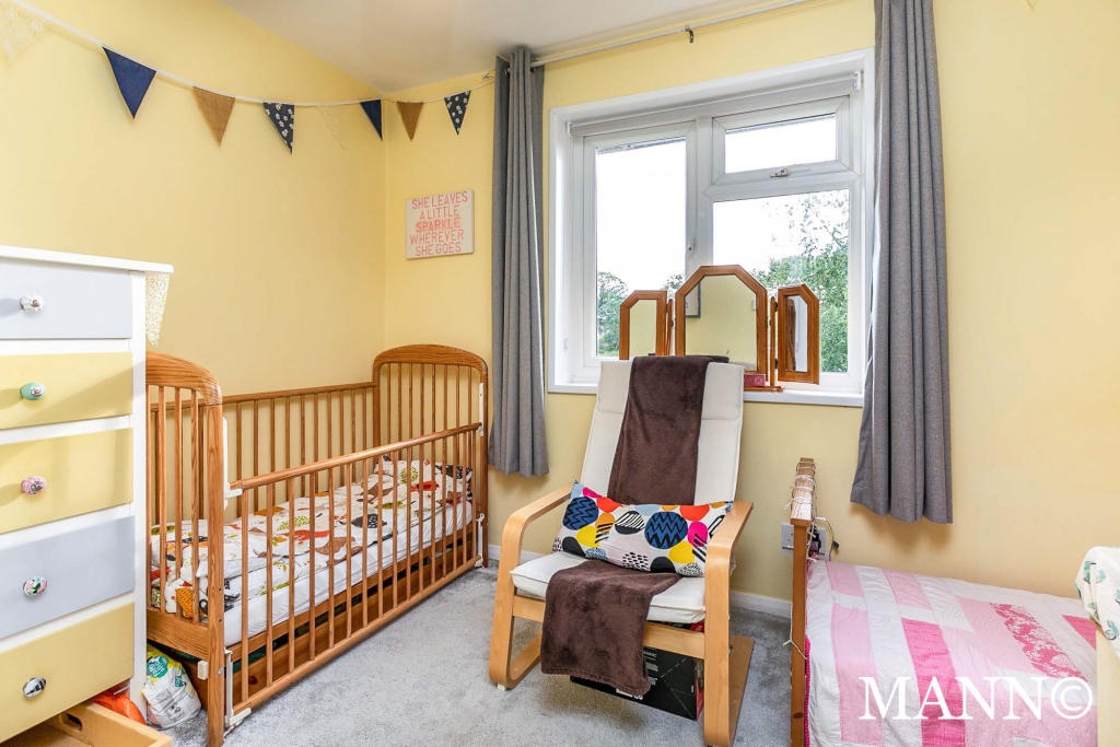 Redhill 2 Bed Terraced House, Spencer Way, RH1 To Rent Now for £