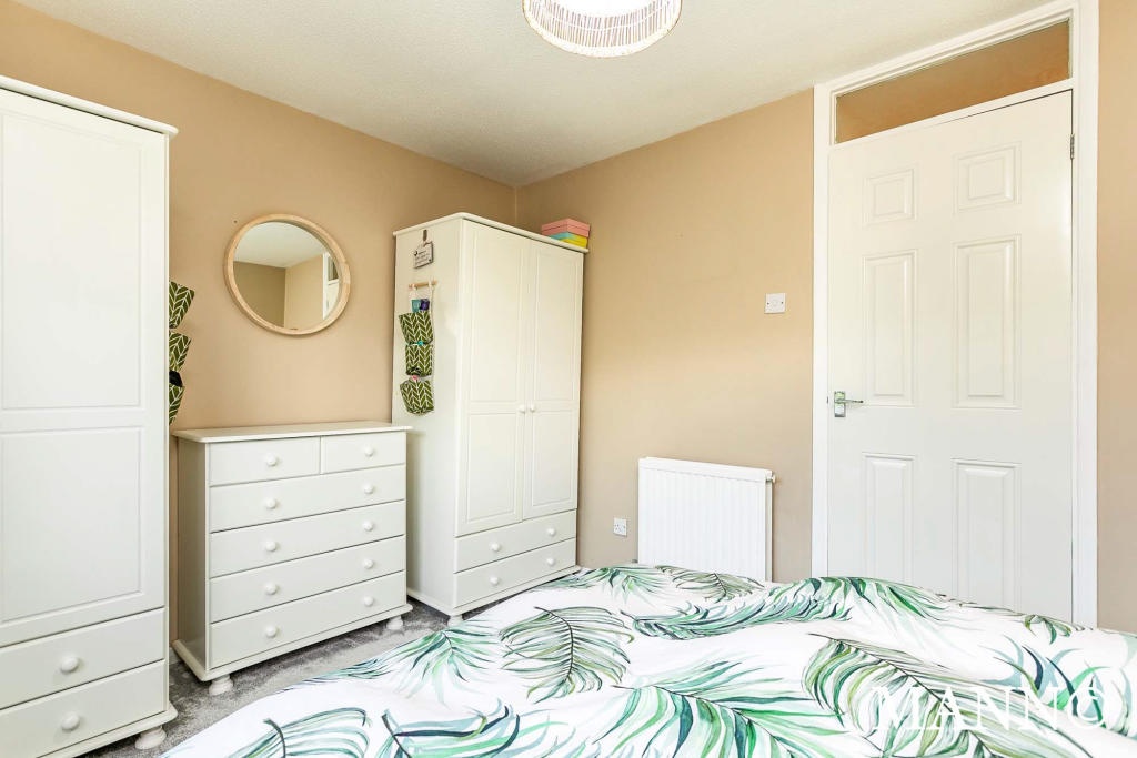 Redhill 2 Bed Terraced House, Spencer Way, RH1 To Rent Now for £