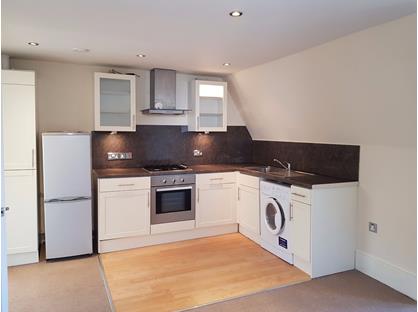 1 Bed Flat, King Charles Road, KT6