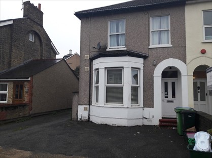1 Bed Flat, Palace Grove, BR1