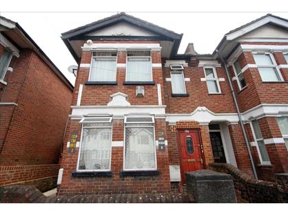 3 Bed Semi-Detached House, Wilton Avenue, SO15