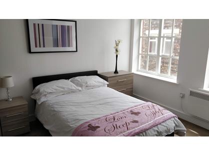 Studio Flat, Studio 2B, ST1