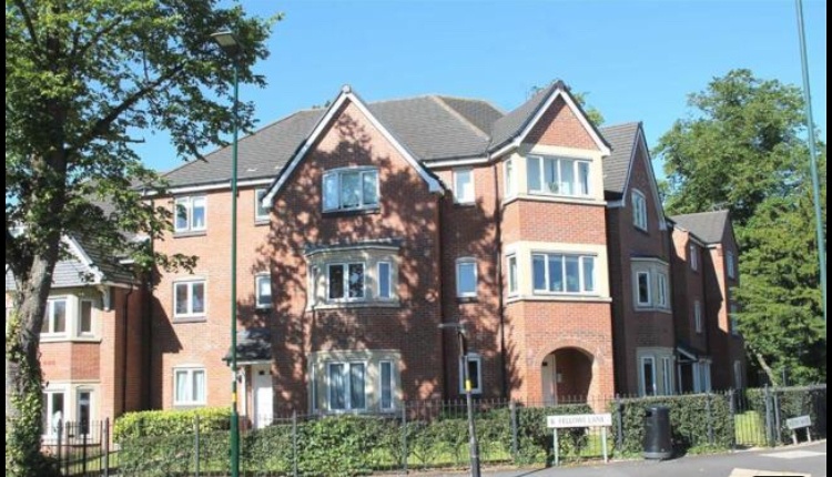 2 Bed Flat, Harborne, B17