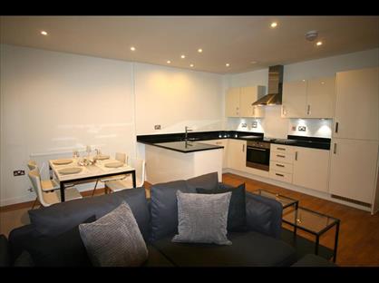 2 Bed Flat, Westwood House, SW12