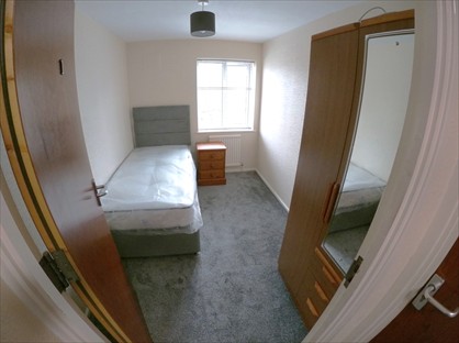 Room in a Shared House, Bentley Road, SG14