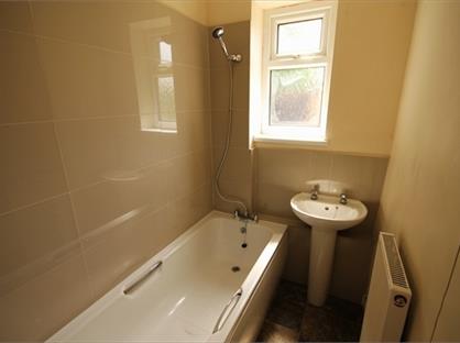 3 Bed Terraced House, Devonshire Drive, NG20