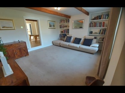 4 Bed Semi-Detached House, Sude Hill, HD9