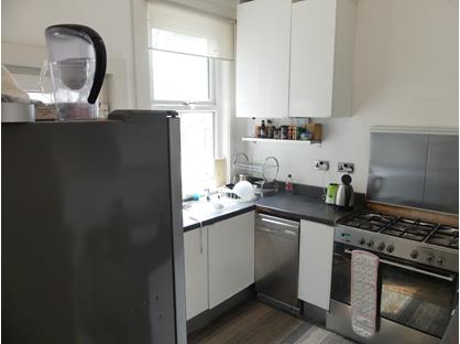 4 Bed Terraced House, Oak Road, M7