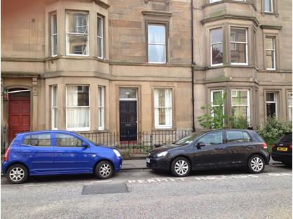 3 Bed Flat, Polwarth Gardens, EH11
