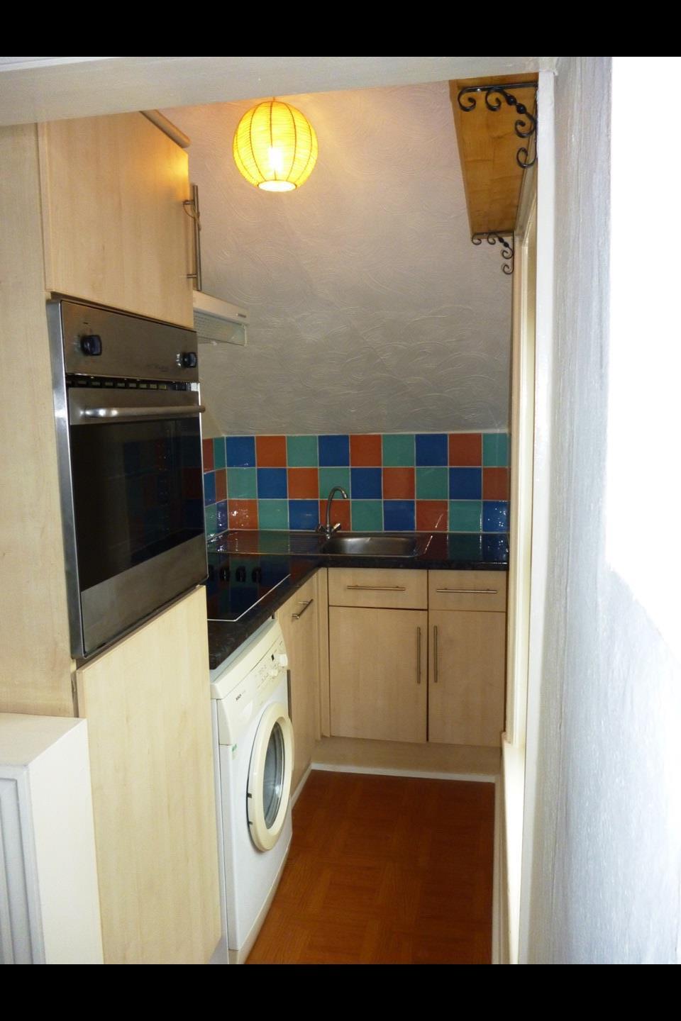 Bournemouth - 1 Bed Flat, Sea Road, BH5 - To Rent Now for £780.00 p/m