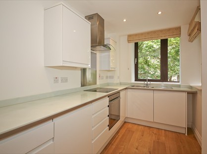 1 Bed Flat, Riverbank House, TN9