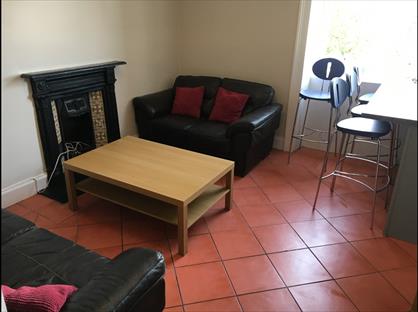 4 Bed Flat, Bruntsfield Place, EH10