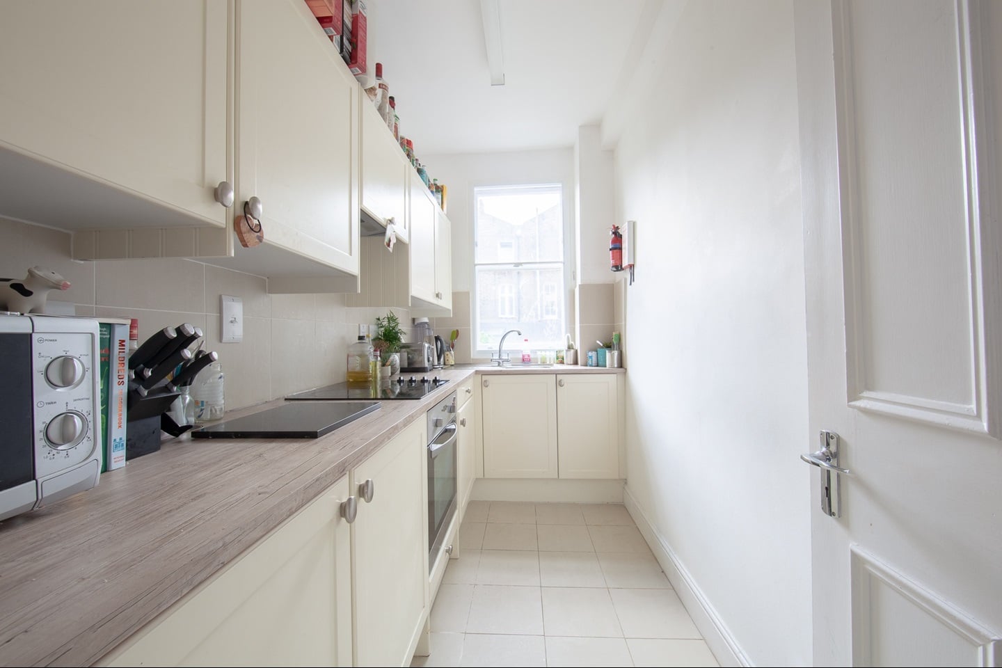 3 Bed Flat, St. Pancras Way, NW1 photo 2