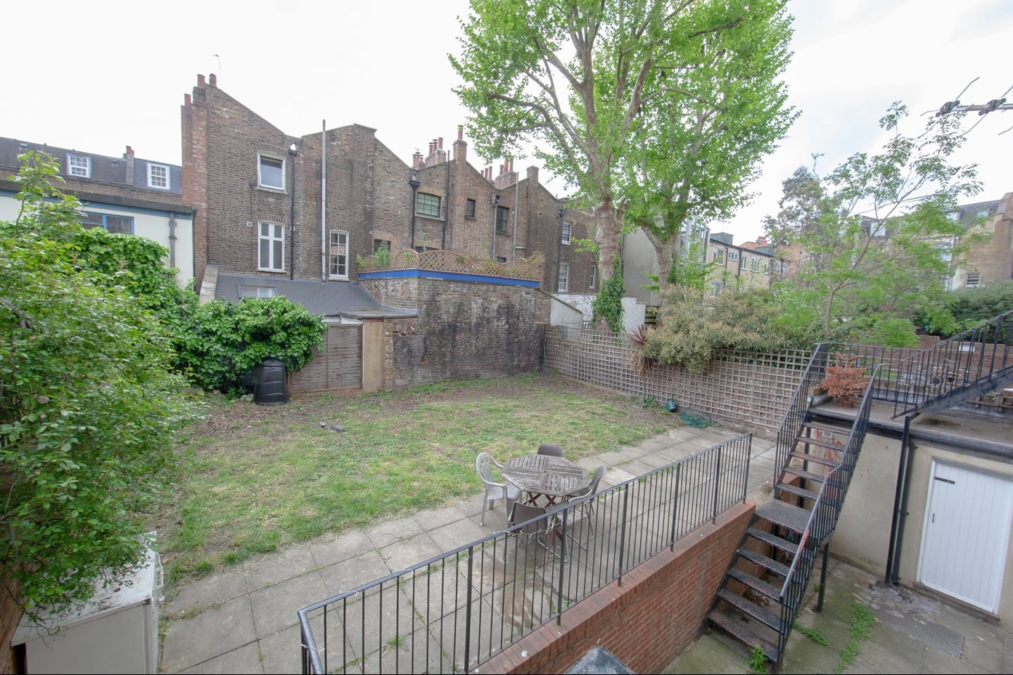 3 Bed Flat, St. Pancras Way, NW1 photo 3