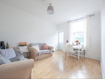 3 Bed Flat, St. Pancras Way, NW1