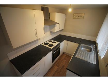 2 Bed Terraced House, Minnies Grove, HU3