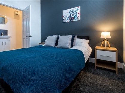 2 Bed Flat, Barony Court, CW5