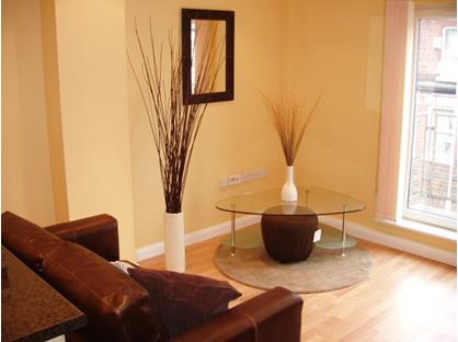 2 Bed Flat, Wellington Road, M20