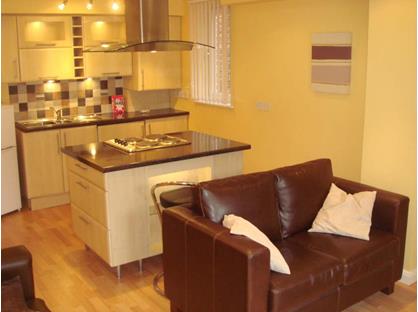 2 Bed Flat, Wellington Road, M20