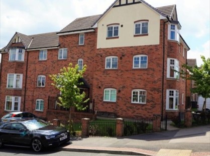 2 Bed Flat, Rhayader Road, B31
