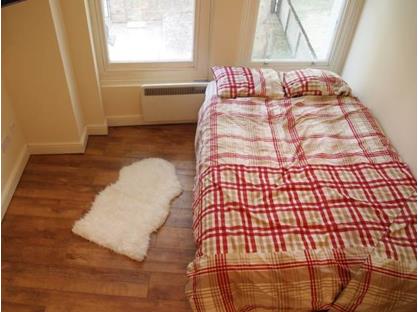 Studio Flat, London, N7