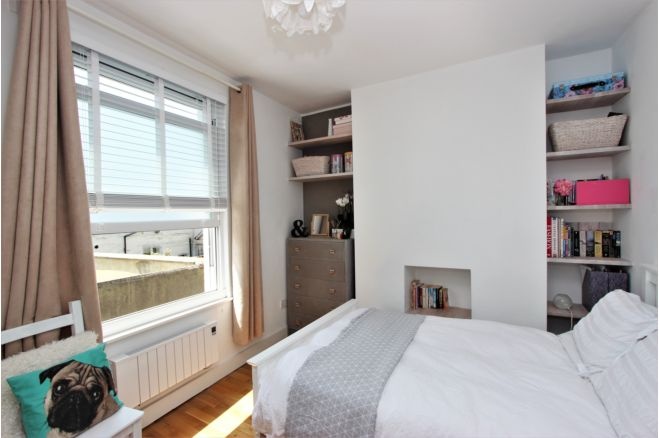 1 Bed Flat, Gloucester St, BN1 photo 2