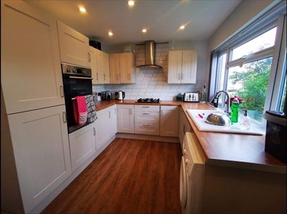 3 Bed Flat, Tenby House, CF14