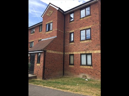 1 Bed Flat, Redford Close, TW13