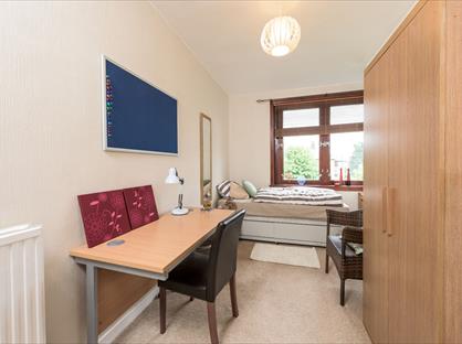 Room in a Shared Flat, School Drive, AB24
