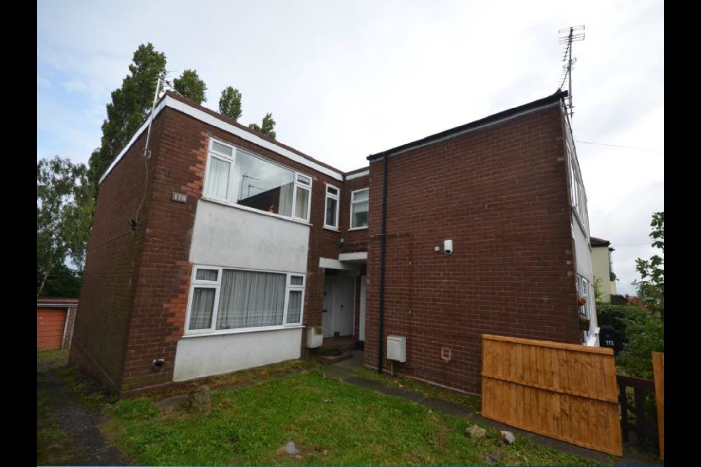 Bilston 1 Bed Flat, Coseley, WV14 To Rent Now for £650.00 p/m