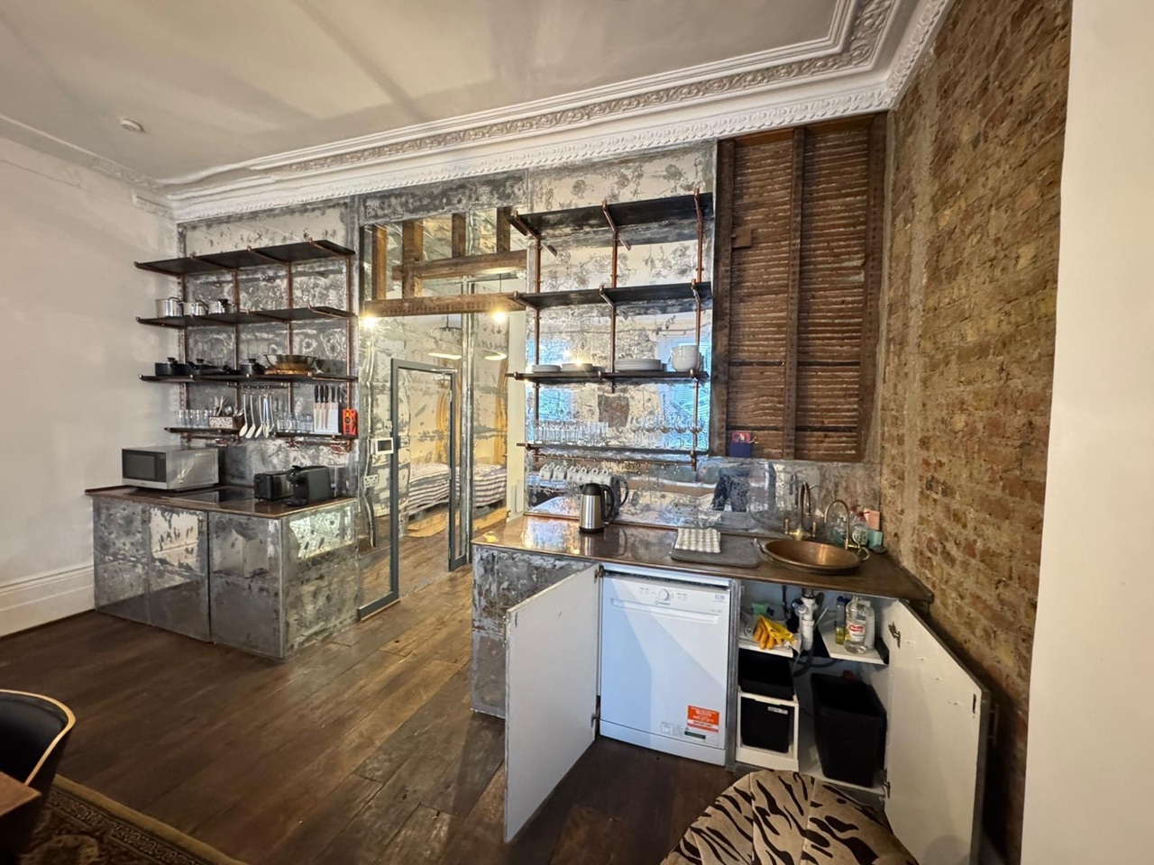 1 Bed Flat, London, W2 photo 4