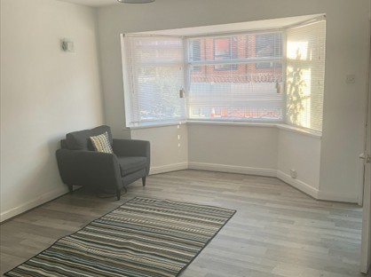 3 Bed Terraced House, Cross Green Lane, LS9